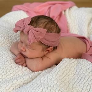 Meet your Posher, Dona